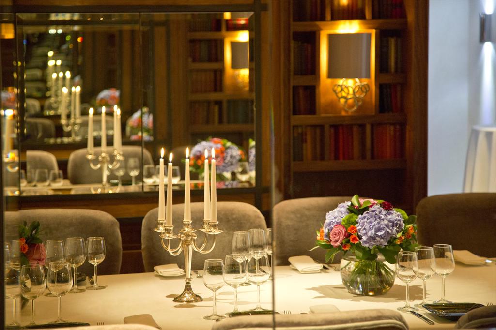 PACKAGES There is a suggested selection of menus, created and produced by the hotel s Michelinstarred Chef William Drabble, but individual requirements can be catered for, all at the same superb