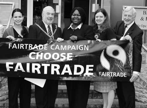 6 Gaining Council Support Goal 1 Gaining council support Can councils legally specify Fairtrade products in catering contracts? Yes!