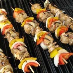 Chicken and Bacon Shish Kabobs Servings: 6 Yield: 6 servings Cook: 20 minutes Preparation Time: 25 minutes 1/4 cup soy sauce 1/4 cup cider vinegar 2 tablespoons honey 2 tablespoons canola oil 10