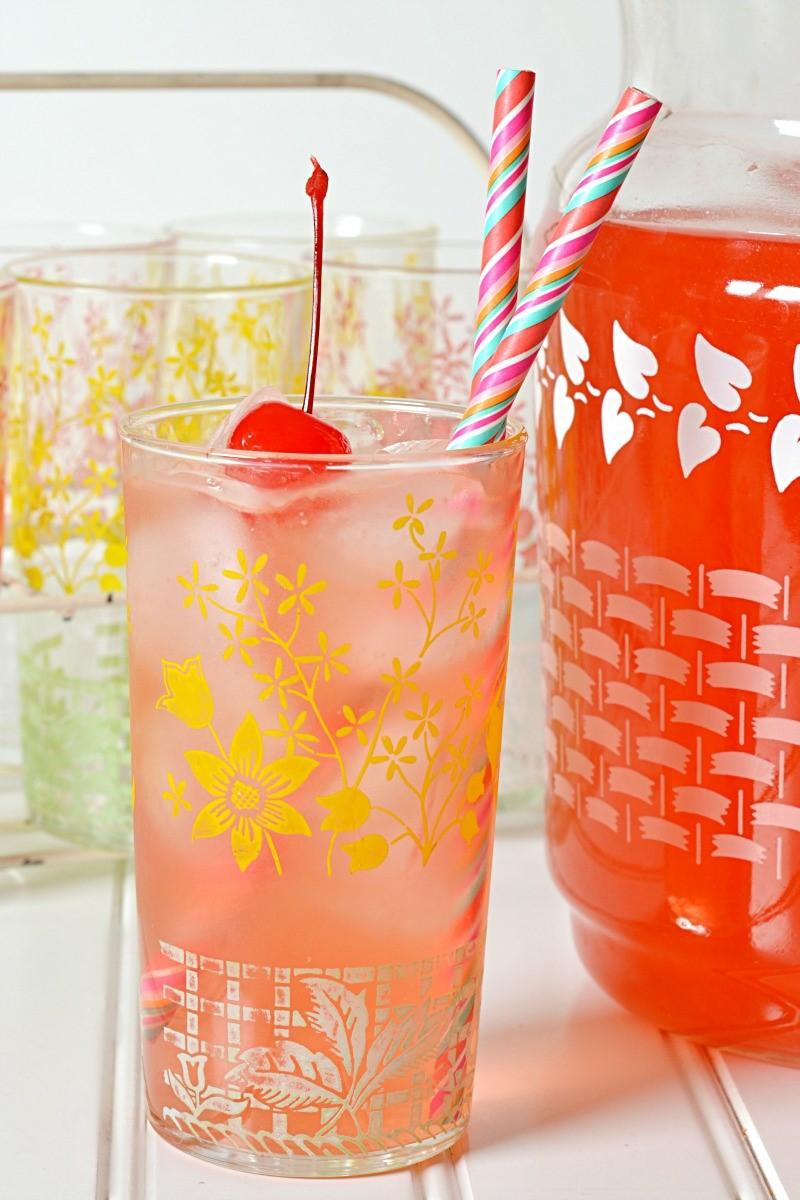 SUMMERTIME HOMEMADE PINK LEMONADE Ingredients 1 cup fresh lemon juice 1 cup granulated sugar Water 1 (10 ounce) jar of maraschino cherries, juice only Add juice to a 2 quart pitcher.