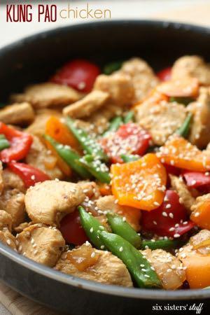 DAY 2 SMALLER FAMILY- KUNG PAO CHICKEN AND RICE M A I N D I S H Serves: 4 Prep Time: 10 Minutes Cook Time: 20 Minutes 2 Tablespoons sesame oil 1/2 onion (chopped) 2 teaspoons minced garlic 1 pounds