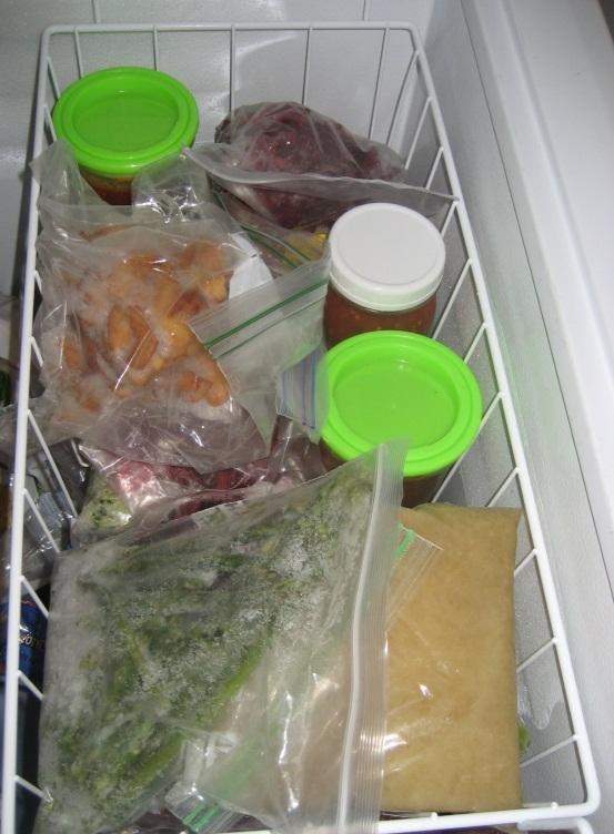 Advantages of Freezing Simple, easy and quick method of preservation Adds convenience to food preparation