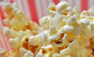 In its purest sense popcorn is very close to nature; if it s dry popped in hot air there are no oils, fats or sugars added to it what you eat is simply the inside of the kernel.