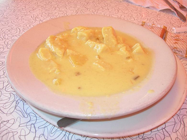 Kneophla soup (kneoph la soup) ( néf-la soup) German soup made with