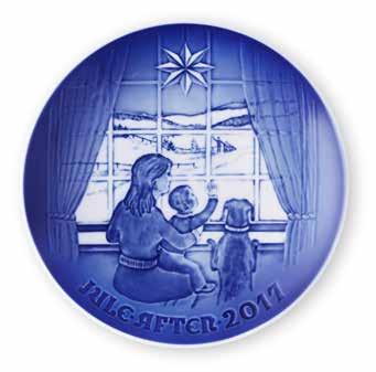 Bing & Grøndahl 2017 The Bing & Grøndahl Christmas plate is the world s oldest decorative plate and was issued for the first time in 1895.