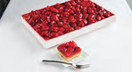 DESSERTS HIESTAND 5266 Strawberries & Cream Slice (pre-portioned) Golden sponge base with a