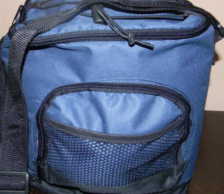 17 Deluxe Lunch Tote CRSHRM lunch kit, blue