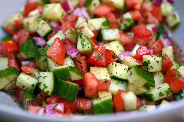 Traditional Israeli Salad From the Cookbook Zahav 3 cups chopped tomatoes 3 cups chopped cucumbers ¼ cup chopped fresh parsley 2 tablespoons olive oil