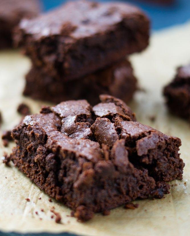 ULTIMATE Super-Choc Brownies GF DF SF PL SERVES 24 2 cups almond meal ¾ cup raw cacao powder 1 2 teaspoons maca powder Pinch sea salt ½ cup coconut oil, melted ½ cup rice malt syrup, melted ¼ cup