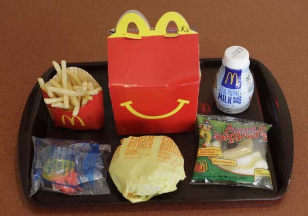 Kids meals The problem: o o o ACTION FOR HEALTHY FOOD A third of all US kids consume fast food on a given day. A quarter of kids calories come from eating out.