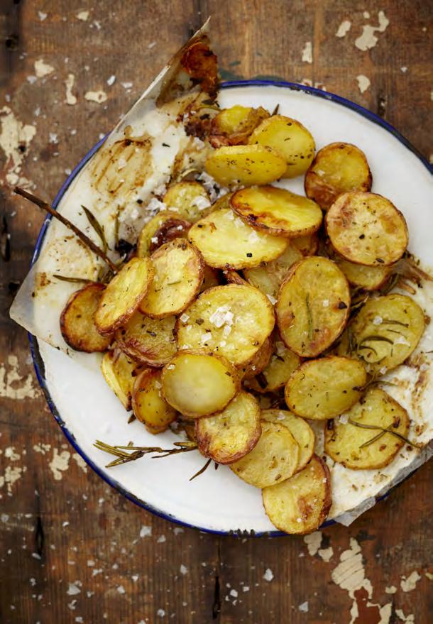 01 RUSTIC POTATO CHIPS 8 large organic potatoes (or 16 small) ¼ cup olive oil 2 tbsp NoMU Roast Rub 1 tsp Preheat the oven to 180 C. Slice the potatoes into ½ cm slices and place in a roasting tray.