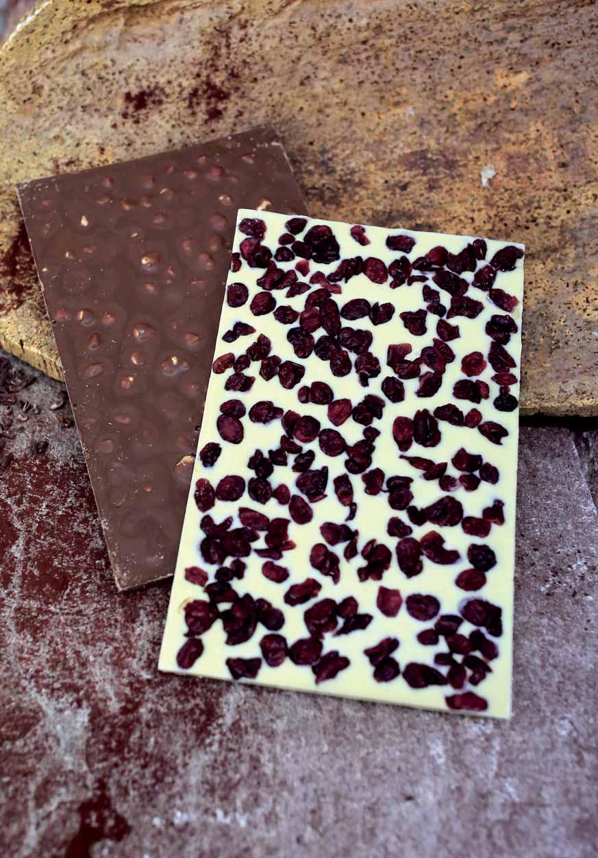 42 cod. 1903 Cioccolato al latte con nocciole piemonte Milk chocolate Piemonte hazelnuts 3 Kg.