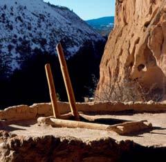 Each kiva had a fire pit in the center and a shaft providing fresh air. Half of the Mesa Verde kivas also had a small hole in the floor called a sipapu.