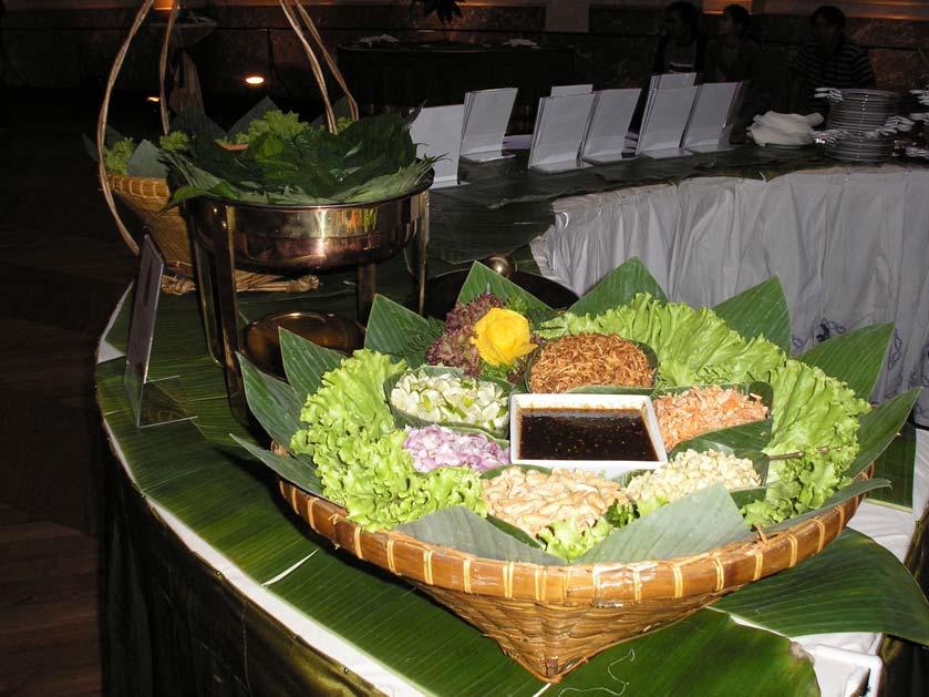 Cooking Method Thai cooking of the folk way was not complicate, mainly by steam cook,