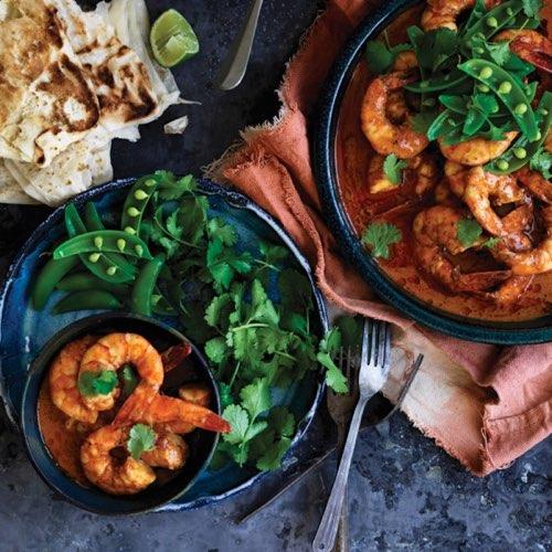 Spicy Red Australian Prawn Curry 24 large green Australian Prawns ¼ cup peanut oil ½ cup mild thai red curry paste 2 tablespoons fish sauce 1 x 400ml can coconut cream 1 cup fish stock 200g sugar