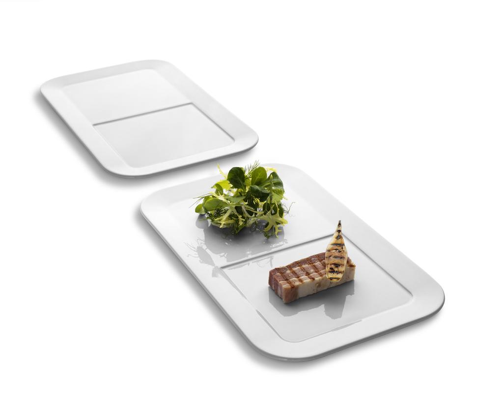 FIGGJO FELT / RECTANGULAR PLATE The rectangular Figgjo Felt is a plate that can be used in a variety of situations, from elegant banquets to informal café lunches.