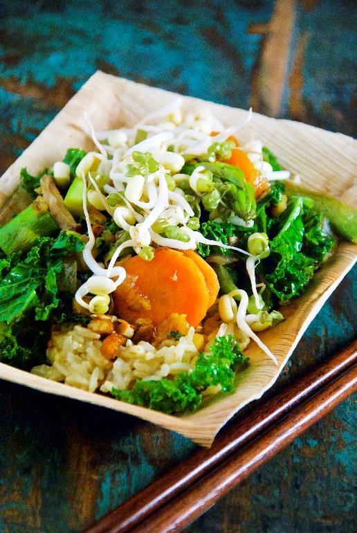 Spring Stir-Fry [Serves 2] Rice: 1 1/2 cup brown rice 3 cups water or veggie broth 1 garlic clove minced Spicy Lemongrass and Garlic Sauce: ½ cup vegetable broth (or chicken broth in Phase 1) ½ cup