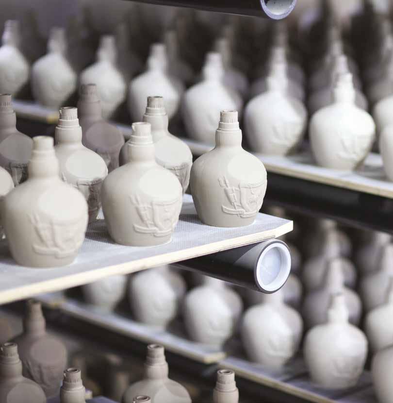 4 WHO WE ARE Wade Ceramics is based in Stoke-on-Trent, Staffordshire. It s also known as the Potteries the traditional home of ceramics in England and famed across the world.