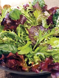 Greens Can you spot the lettuce, mesclun, arugula, amaranth, spinach, kale or rainbow chard? When to pick? Choose outer leaves that are at least 4" long. How to pick?