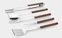 Accessories AA-PAHS DCS Apron Hickory Stripe AA-PADB DCS Apron Duck Brown AT-TNG, AT-CB, AT-GMT, AT-SPT Sets: ATS-CK3, ATS-CKCL3 Grilling Tools A necessity for any serious griller, this DCS apron is