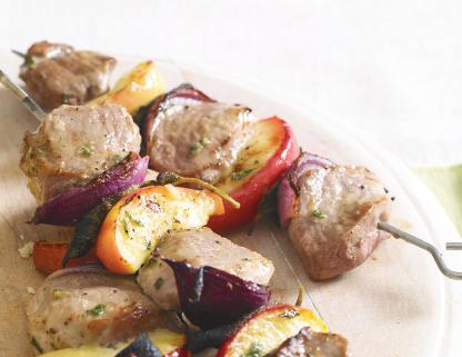 Here are a few tasty marinade ideas to get you started: PORK MARINADE PERFECT WITH PORK CUBES, RED ONION, SAGE AND APPLE 3 tbsp olive oil 2 tbsp cider vinegar (or 6 tbsp apple juice) 1 clove