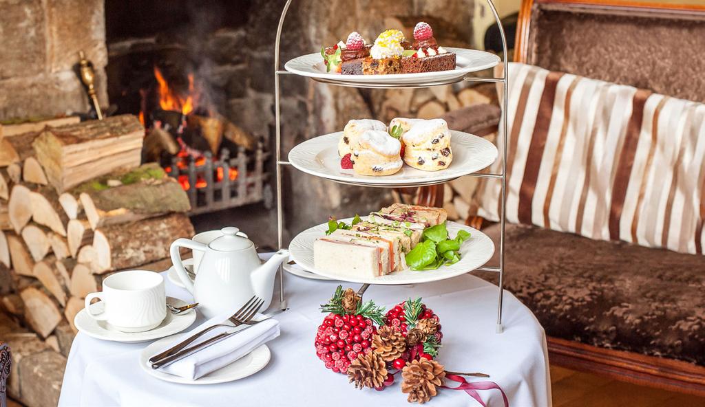 The Hickstead FESTIVE AFTERNOON Teas & Christmas Lunches Christmas Afternoon Tea Served from Monday, 27th November Meet up with friends or treat someone you love to a