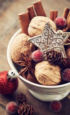 95 Selection of festive treats and speciality tea and coffee Afternoon Tea for 2 with Prosecco 40.00 Add sparkle with a Prosecco toast +353 53 912 2311 info.whites@claytonhotels.