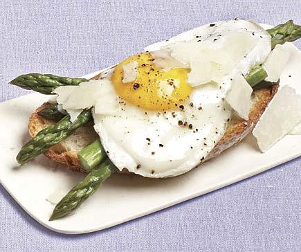 thursday Asparagus and Fried Eggs on Garlic Toast Active/total time: 15 minutes Put a fresh spring spin on breakfast-for-dinner night.