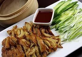 Served with fresh crisp iceberg lettuce leaves for wraps FEATURED DISHES 京酱肉丝 9.95 Hoi Sin Shredded Pork Shredded loin pork strips in hoi sin sauce Served with Cucumber, and Steamed Pancakes 迷你叉燒包 4.