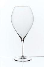 superb hand blown glass grand vin A contemporary design combining the quality and refinement expected of hand blown glass, the elongated stems of Grand Vin separate premium wine service from ordinary