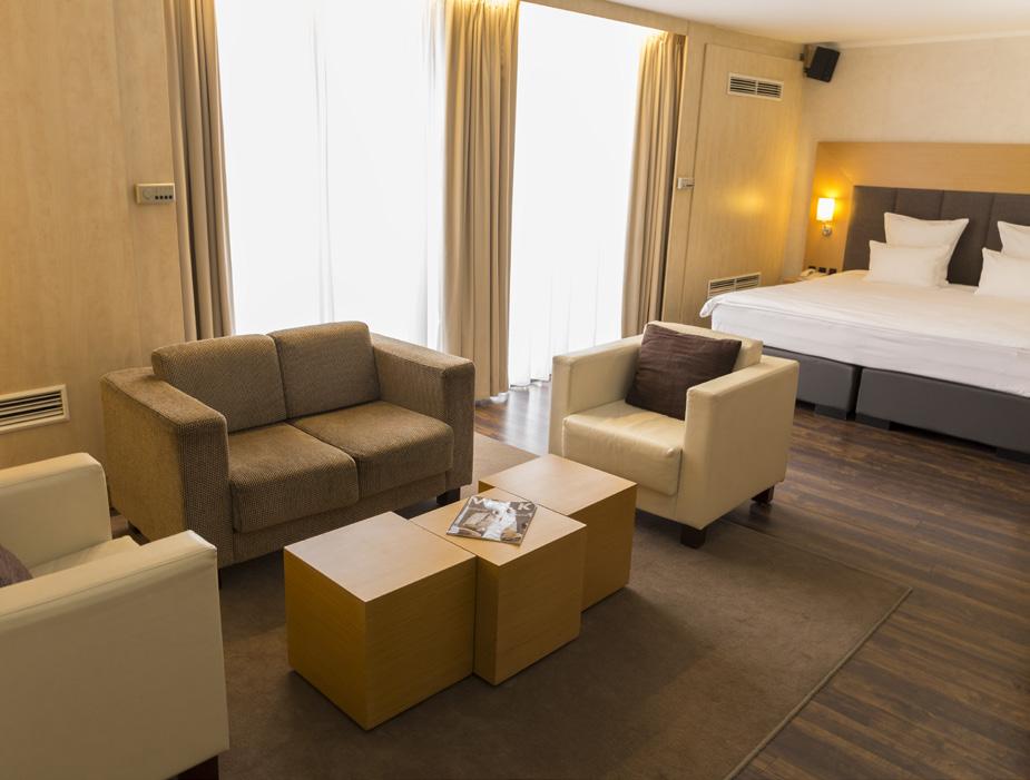 ROOMS Van der Valk Hotel Antwerpen has 205 rooms and suites, devided over 90 standard rooms, 69 superior rooms, 42 twin rooms, 3 junior suites and 1 suite.