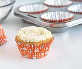 BAKING FOIL-LINED BAKE CUPS Foil-lined bake cups keep colours vibrant and beautiful while baking!