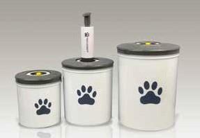 They are a part of your family lets Treat them that way! Dog Cylinder Large Color: White & Gray Small Round: Hand Pump: Gift Box Size: 3 L. / 105 oz.