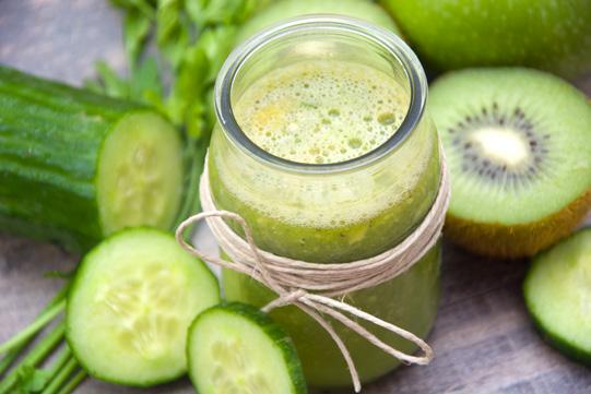 19 BLOOD SUGAR LOWERING SMOOTHIES Clean Breeze Smoothie 2 peeled kiwis ½ cup nondairy yogurt 6 ice cubes 1 small cucumber, chopped 1 cup