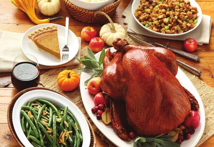 KOWALSKI S TRADITIONAL TURKEY DINNER Serves 10-12 REHEATING INSTRUCTIONS LOCAL NATURALLY RAISED FERNDALE TURKEY TURKEY MUST BE COMPLETELY REHEATED BEFORE SERVING. REMOVE TURKEY FROM PACKAGING.