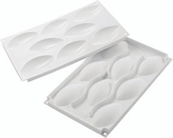 Fill the mould SF Oval Insert with a mixture at will and put in the blast chiller.