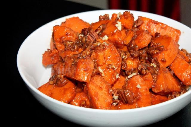 Pecan Yams 4-5 large yams ¼ cup butter ½ cup plain unsweetened coconut, rice or almond milk ½ cup maple syrup ¼ tsp cinnamon Unrefined sea salt to taste 2 Tbsp chopped pecans Boil yams until soft,