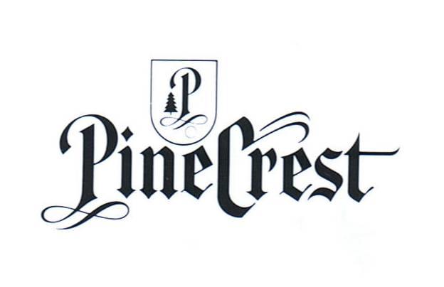PineCrest Dinner Price Includes Fresh Fruit & Cheese Display Salad Selection Choice of Entrée with Chef s Potato & Vegetable Rolls & Butter