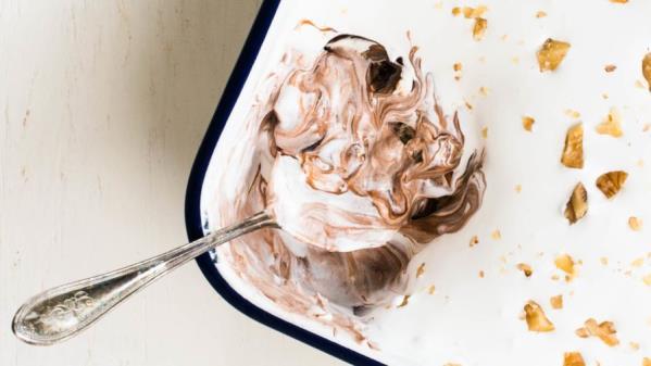 Chocolate Delight 1 cup flour 1 cup chopped pecans ½ cup margarine (softened) 1 (8 ounce ) cream cheese (softened) 1 cup confectioner s sugar 1 ½ cups Cool Whip 2 (4 ounce) packages instant chocolate
