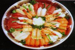 95 Assorted sashimi Fish on top of Rice w/ Vegetable PARTY TRAYS 党皿
