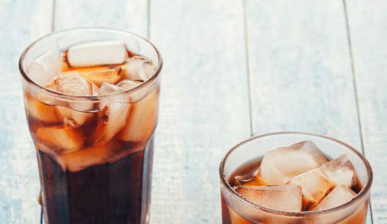 14 SOFT DRINKS 76% of Australian adults think companies should make it easier to understand how much sugar is in their products.