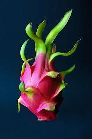How to pick a ripe dragon fruit You can tell when it s ripe because it will give a little when squeezed, like a ripe avocado or peach.