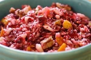 Cranberry Relish Serves 12 1 (1 lb.) cans whole cranberry 1 (14 oz.) can mandarin oranges, drained 1 (13¼ oz.) can crushed pineapple, drained ½ cup pecans (chopped) Mix together and refrigerate.