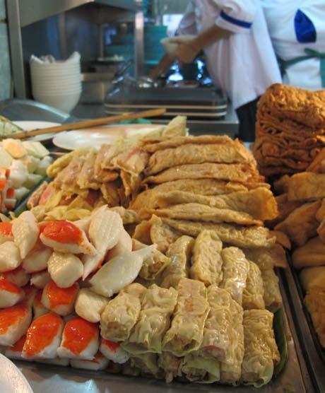 RSA SPOTLIGHT Jangan lupa untuk mencuba Yong Tau Foo Anugerah Pelbagai pilihan makanan YONG TAU FOO Keistimewaan R&R Seremban (Arah Utara) Bersih dan menyelerakan Kebanyakan kawasan Rehat dan Rawat