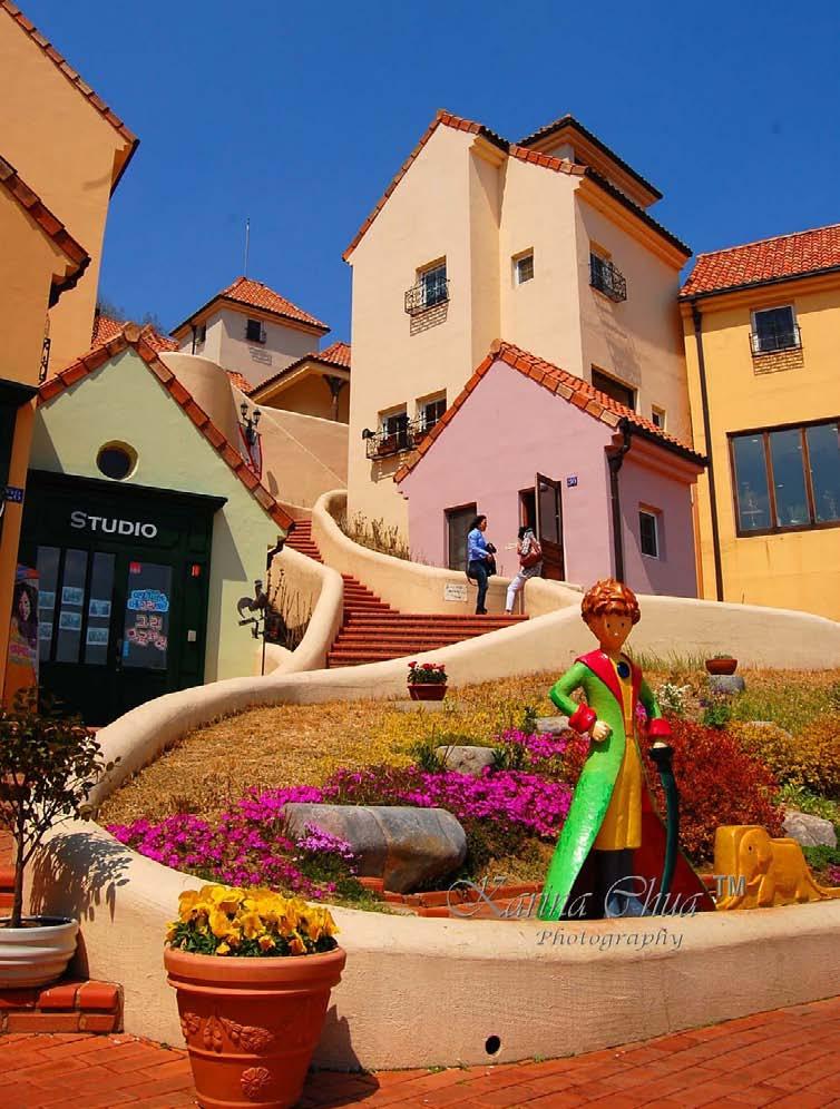 From its outward appearance, it resembles a village that belongs on the Mediterranean coast or in a pastoral area of the Piedmont Alps but Petite France here serves as both a French cultural village