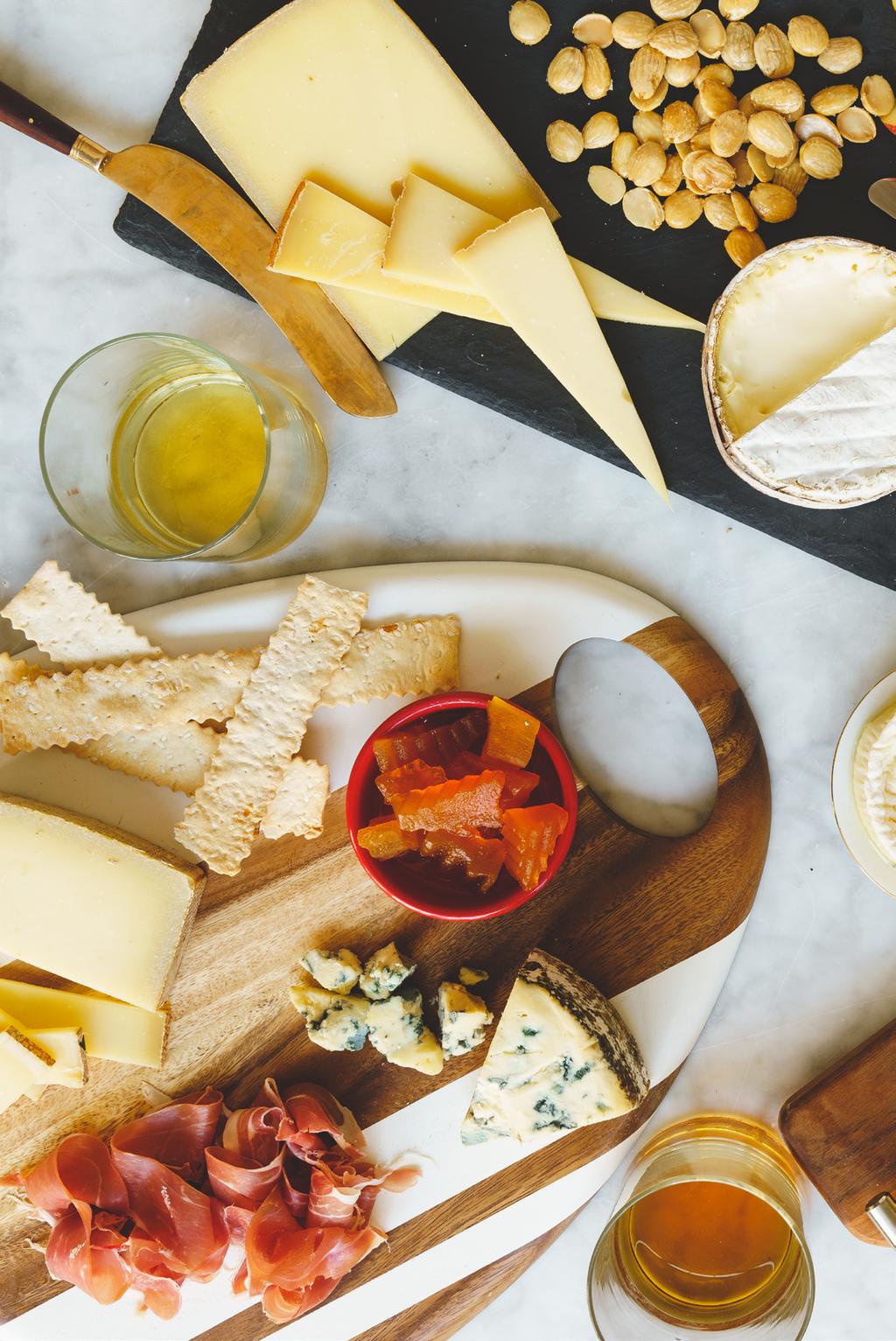 Tips for Building Your Plate 1 All cheese is best served at room temperature. Prep your cheese plate at least one hour before serving. Every guest should receive around 1 oz. of each cheese type.