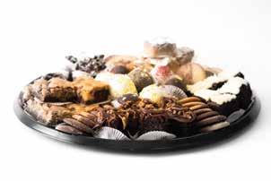 #2445 $50 16 Tray (serves up to 75) Item #2446 $75 Straub s Signature Sampler Enjoy Straub s Signature items including customer favorite, Miss Hulling s slices and our Triple Play Brownies.