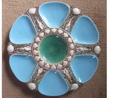 113 MINTON majolica oyster plates with six wells picked out in turquoise and flanked