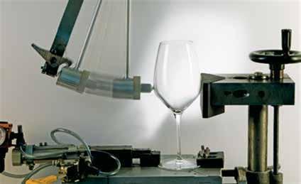 This glass presents outstanding chemical, optical and mechanical properties.