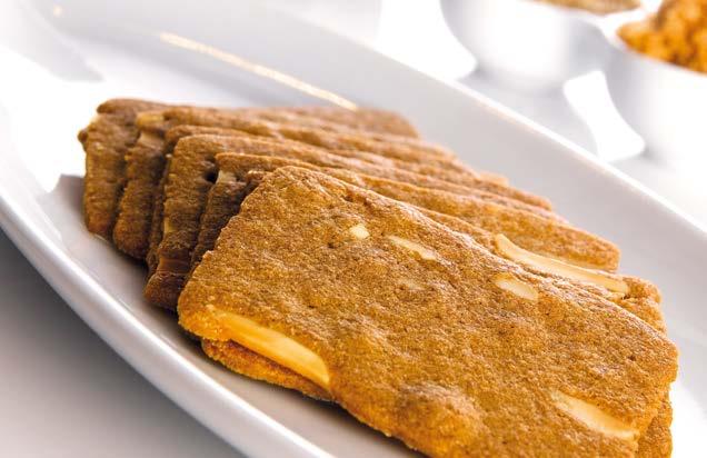 It accentuates the taste of spices and gives the biscuit its unique savour. It also brings a nice coloration.